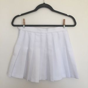 American Apparel White Pleated Skirt
